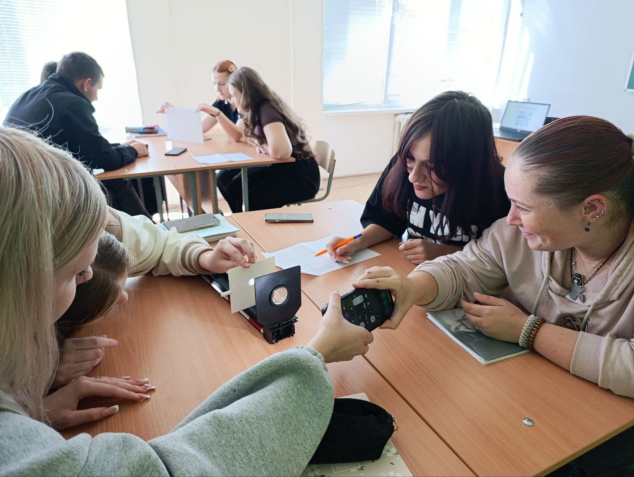 В Стахановском колледже ЛГПУ стартовала Неделя физики!