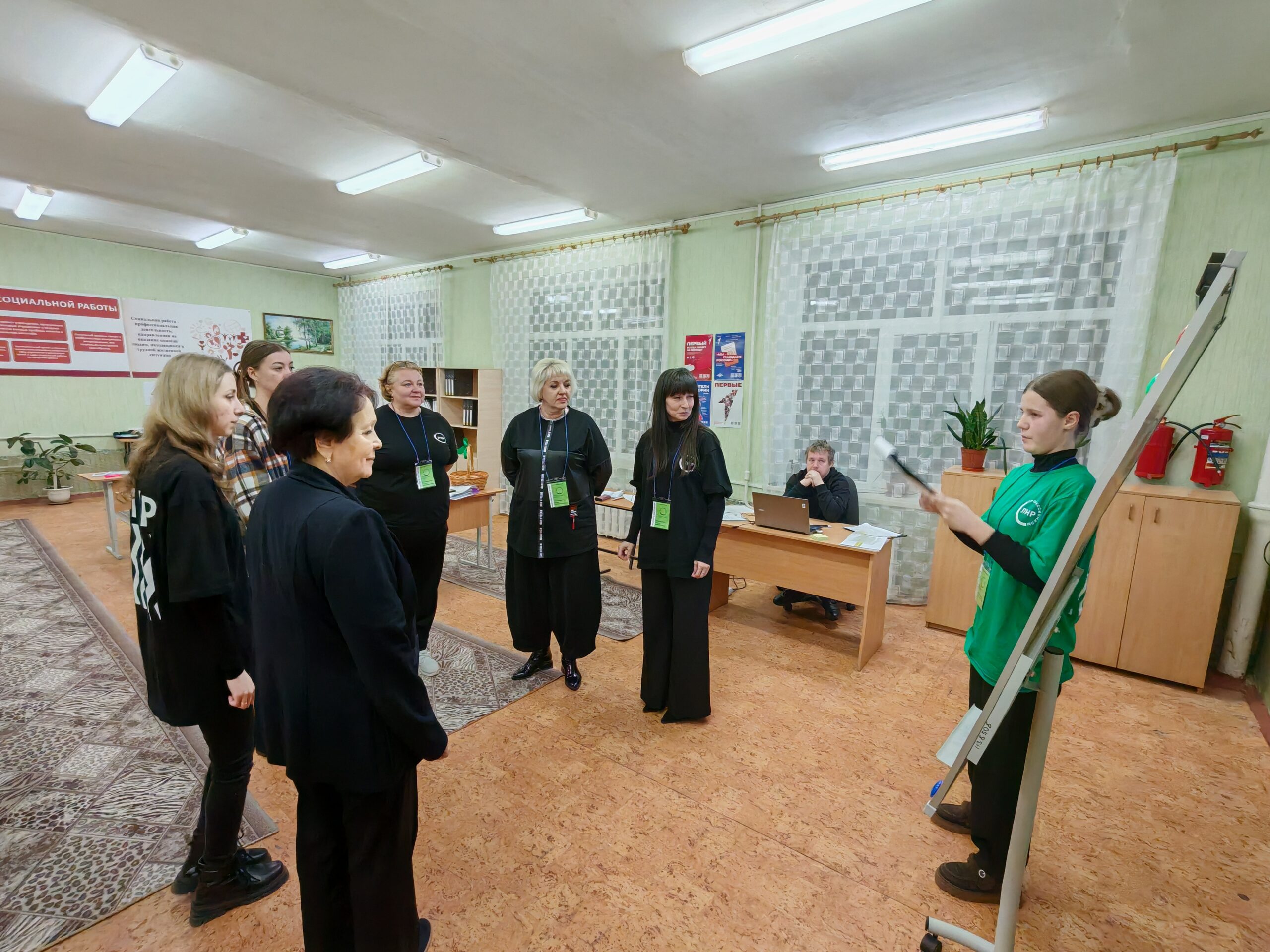 Второй день соревнований на Чемпионате «Профессионалы» ЛНР: компетенция «Социальная работа»