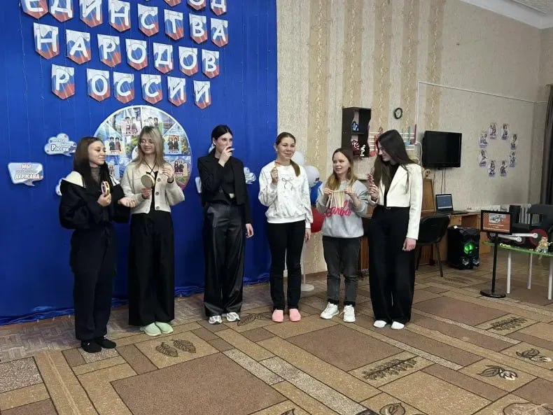 Год единства народов России: кураторский час и педагогическая практика в ГБДОУ ЛНР ЯС «Искорка»