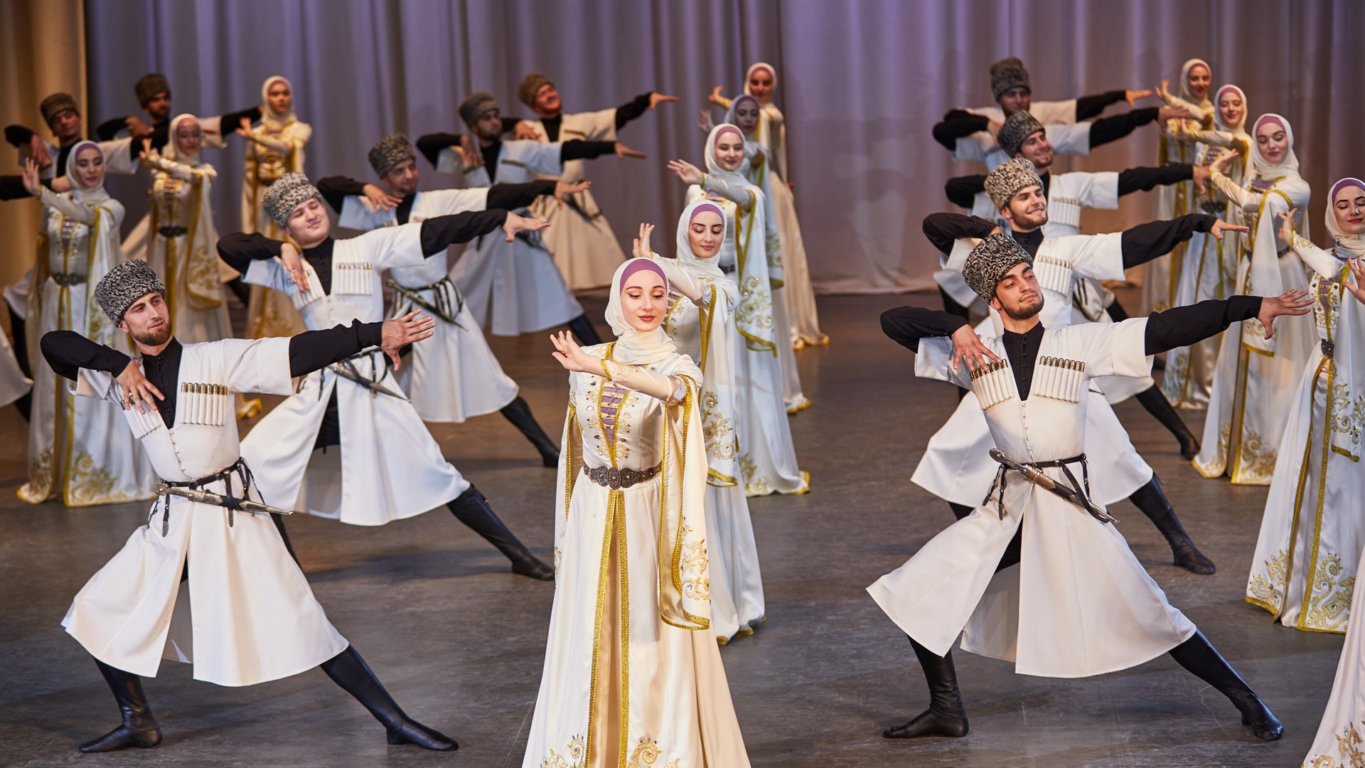 ЕДИНСТВО В МНОГООБРАЗИИ: ИСКУССТВО ТАНЦА