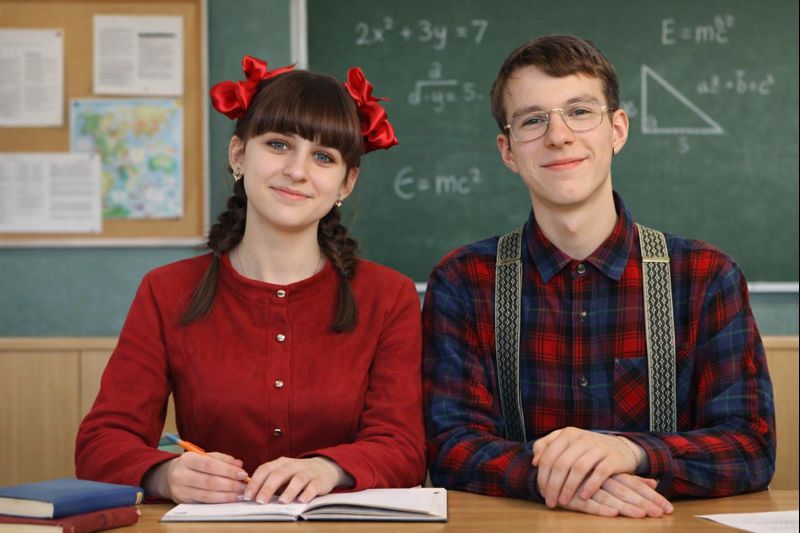 МАША И ВИТЯ РАССКАЗЫВАЮТ: НАСЛЕДИЕ АНТОНА МАКАРЕНКО В ГОД ЕГО 135-ЛЕТИЯ!