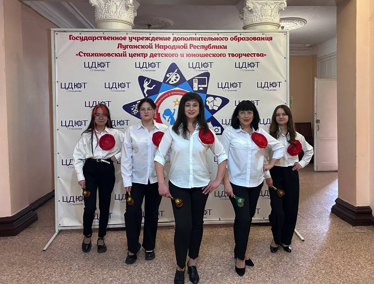 Стахановский колледж ЛГПУ принял участие в торжественной церемонии награждения лучших педагогов региона