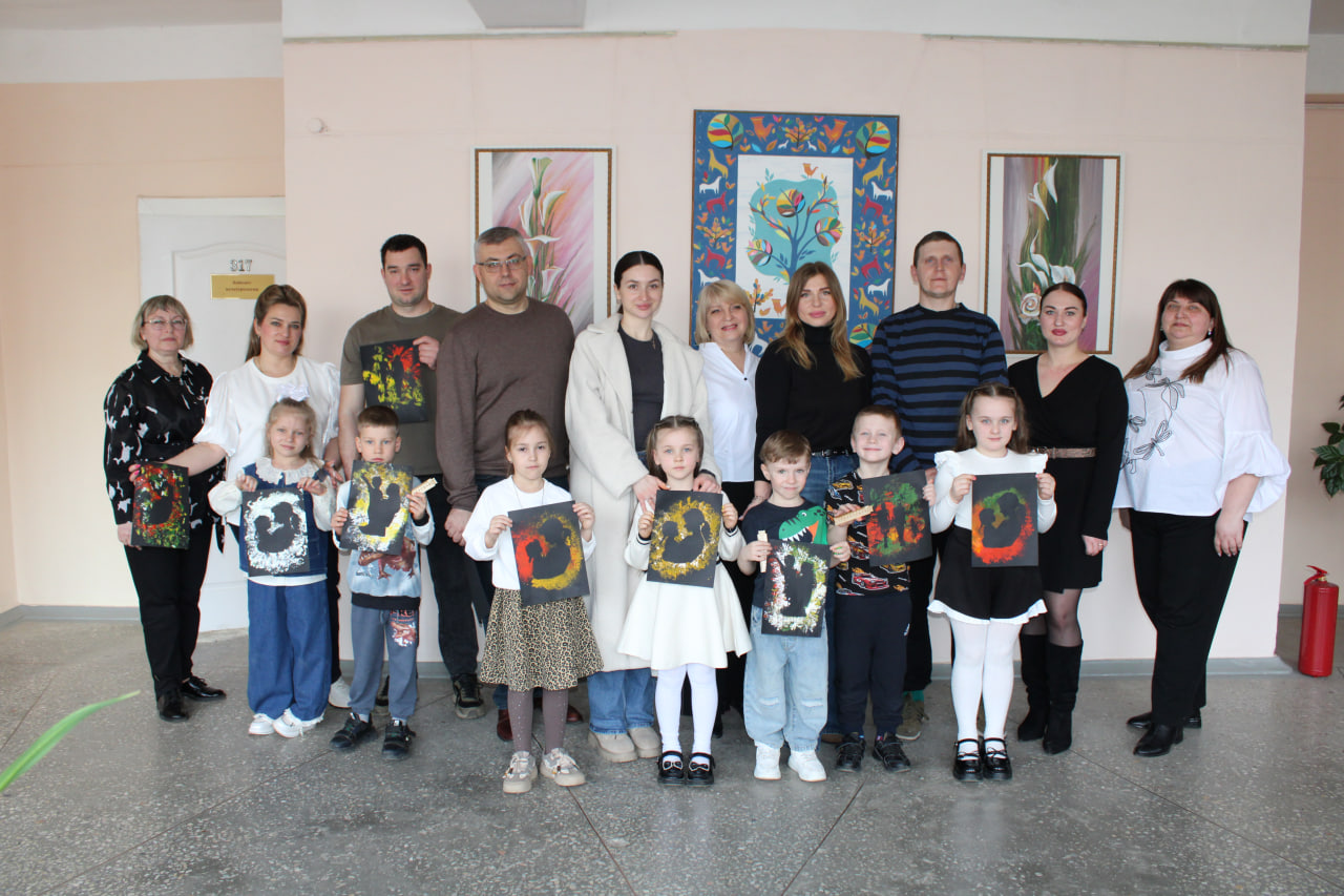 Педагоги и родители вместе: на базе Стахановского колледжа ЛГПУ прошел творческий мастер-класс