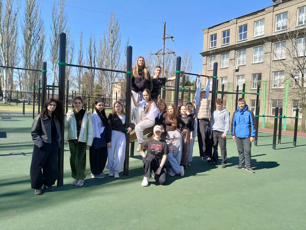 Сила России – в единстве: студенты на массовой зарядке