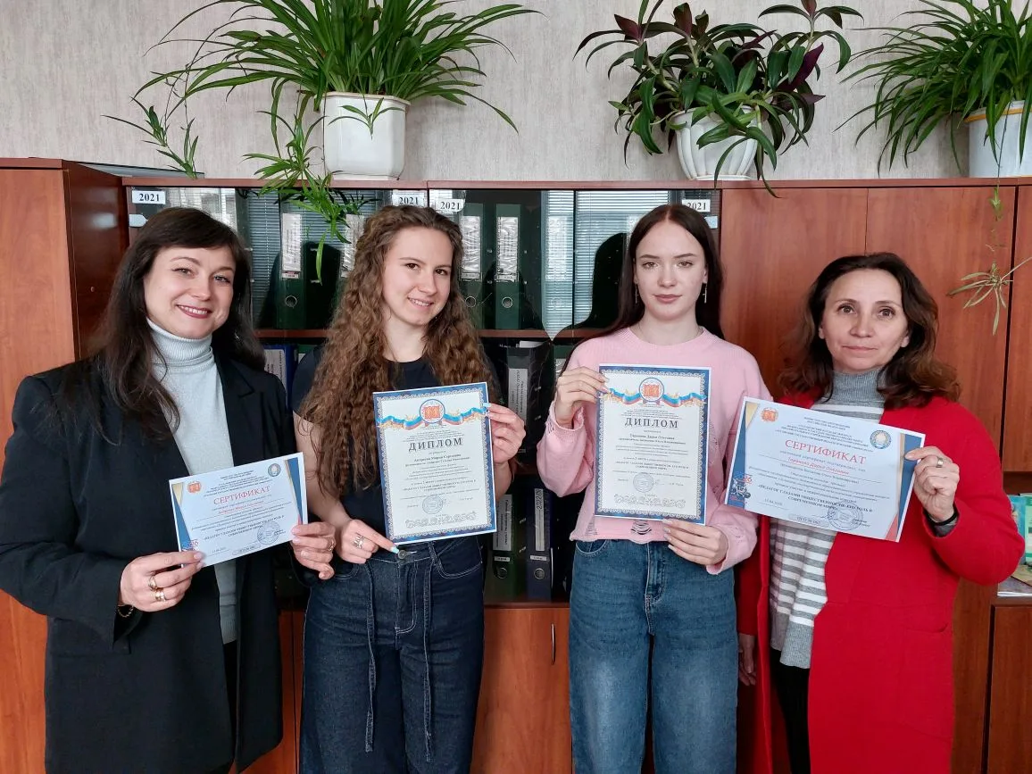 Победа в Межрегиональном конкурсе «Педагог глазами общественности: его роль в современном мире»