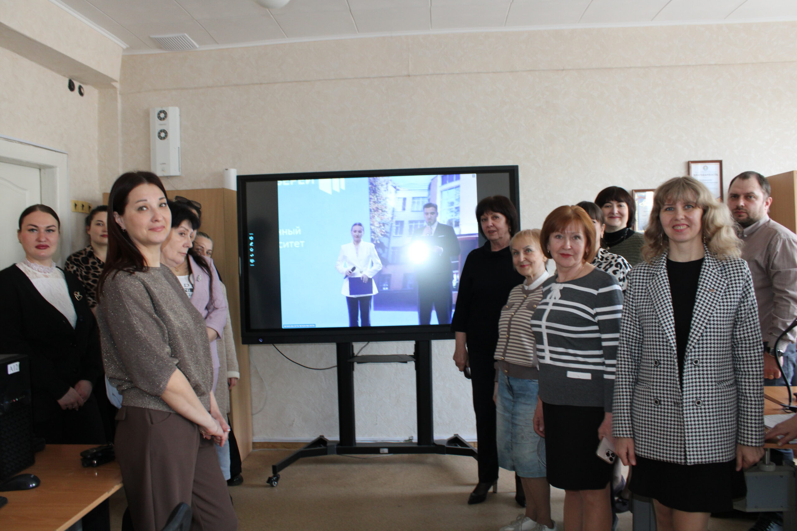 В Стахановском колледже ЛГПУ впервые прошёл Единый день открытых дверей педагогических учреждений