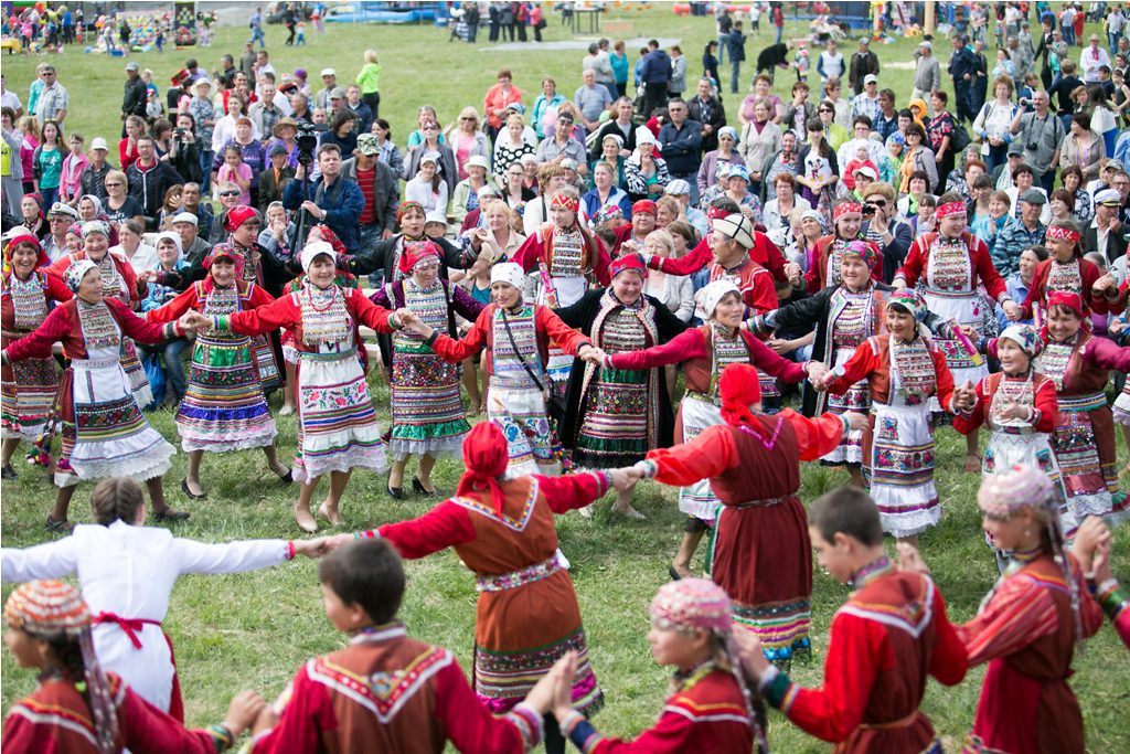 МАРИЙСКИЕ ТРАДИЦИИ: ВЕКОВЫЕ КОРНИ САМОБЫТНОСТИ