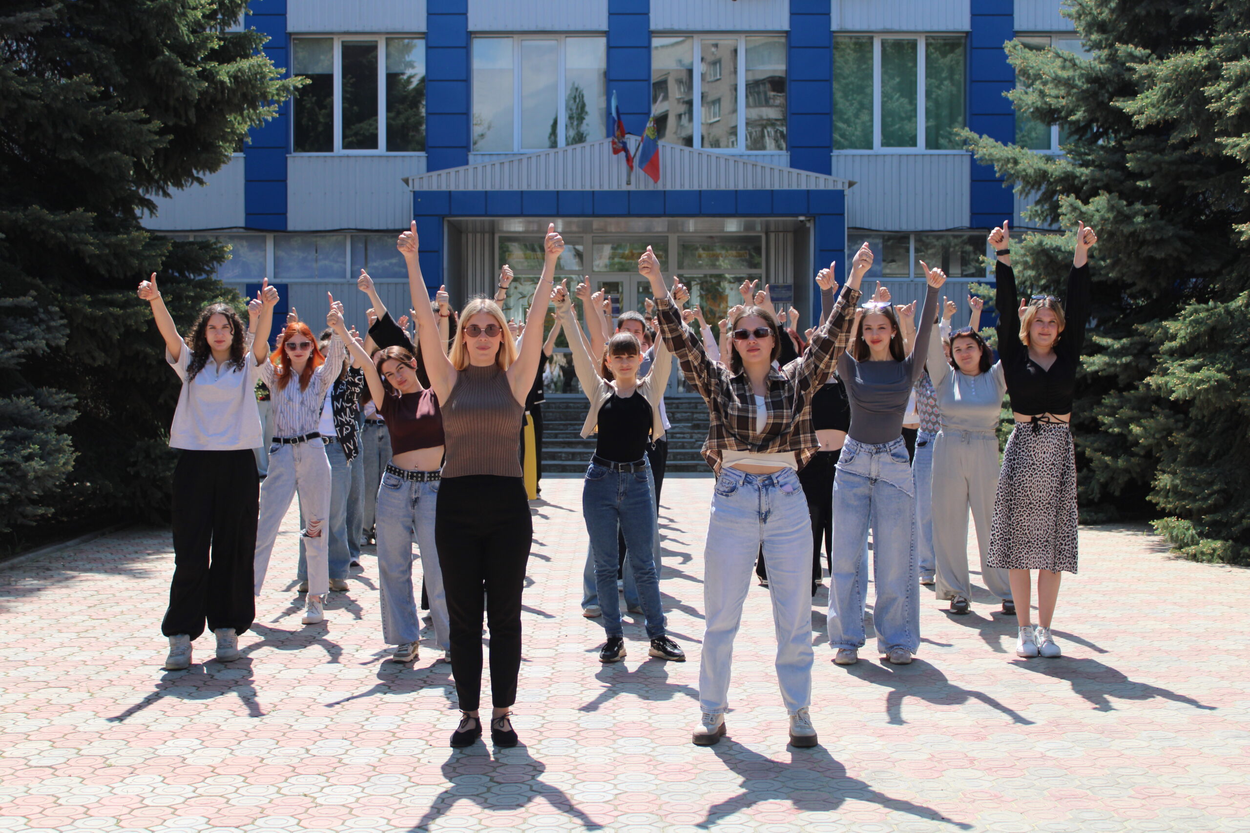 В Стахановском колледже ЛГПУ завершилась программа подготовки «Я вожатый»: студенты готовы к работе в лагерях Крыма